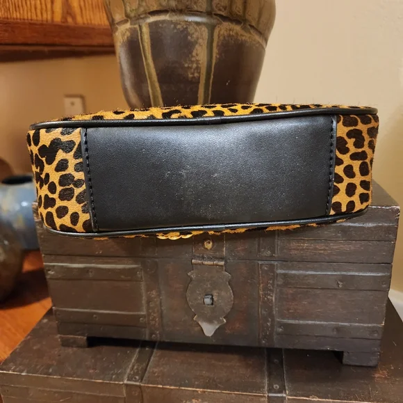 Michael Kors Carmela Leopard Print Women's Small Bag - Picture 9 of 13